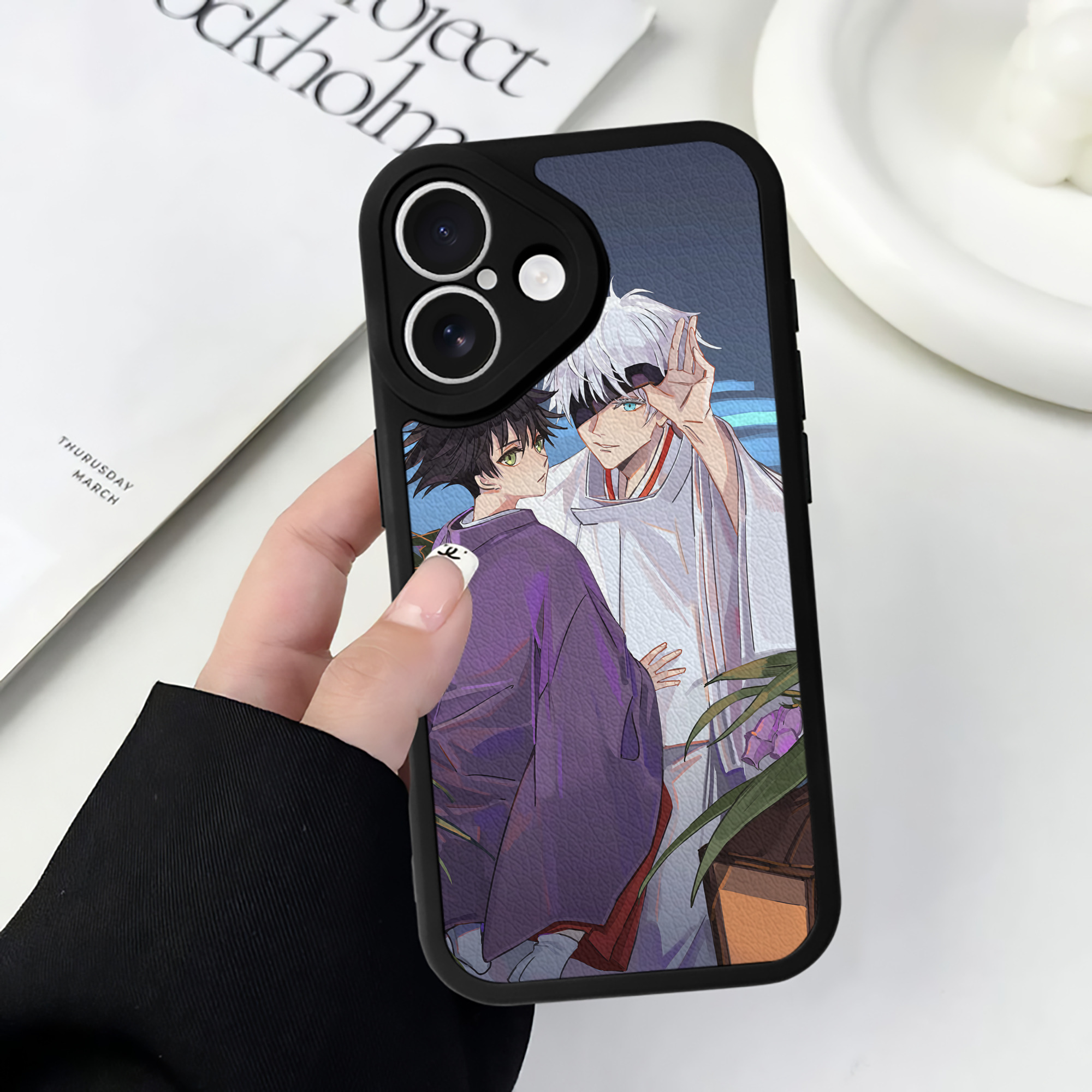 （画像用） 呪術廻戦 Jujutsu Kaisen 【iPhone 16シリーズ対応】シリコンスマホケース（レザー調） 材質：シリコン